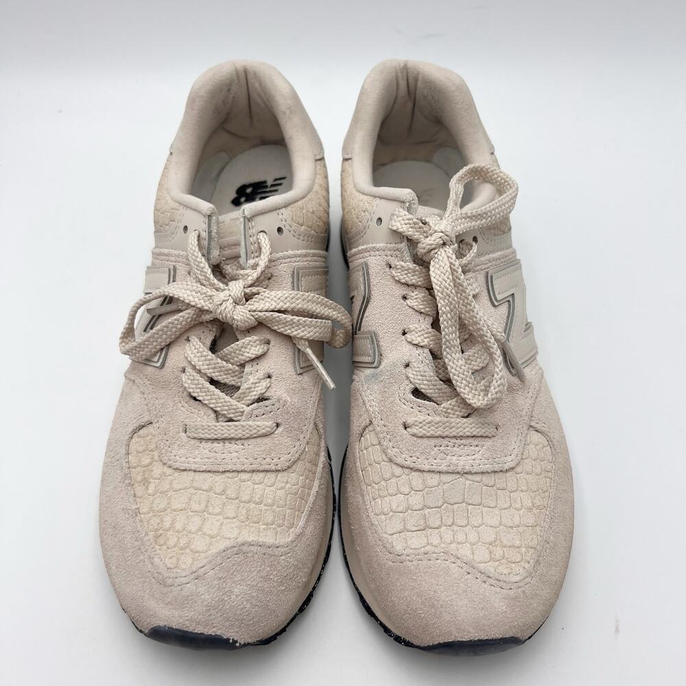 New Balance Womens Classics 574 Casual Sneakers Size 8.5 EU 40 Bone Athletic EUC - Picture 7 of 12